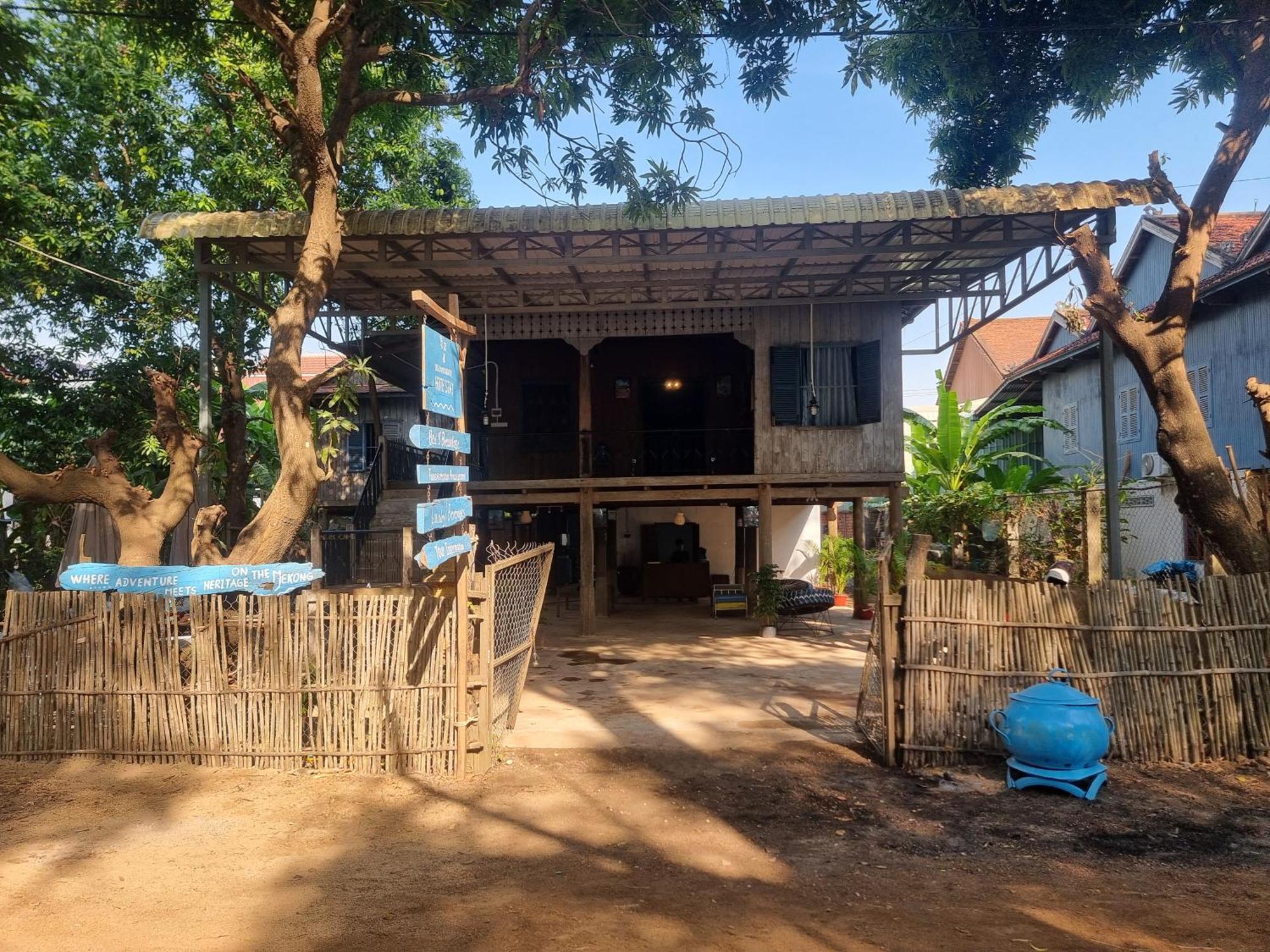 Discover Kratie Homesetay Exterior photo